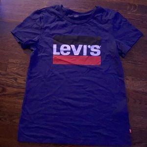 Levi’s shirt